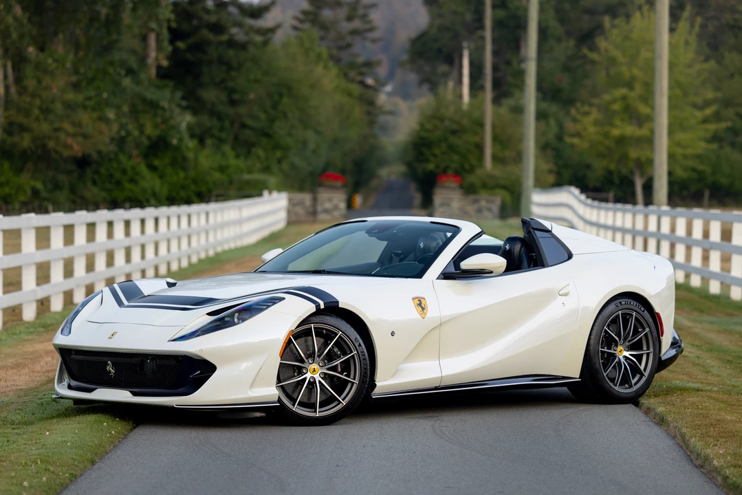 2023 Ferrari 812 GTS - Image 9 of 31