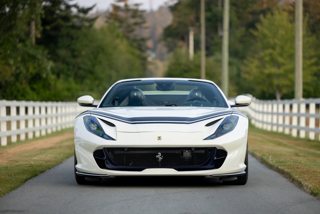 2023 Ferrari 812 GTS - Image 25 of 31