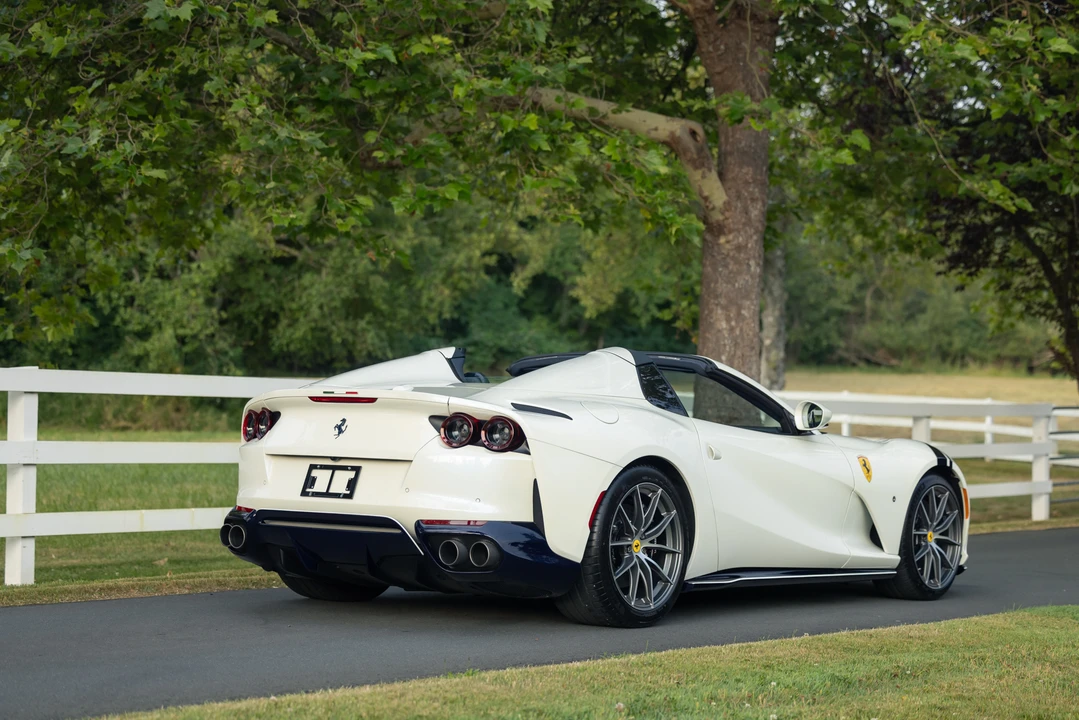 2023 Ferrari 812 GTS - Image 21 of 31