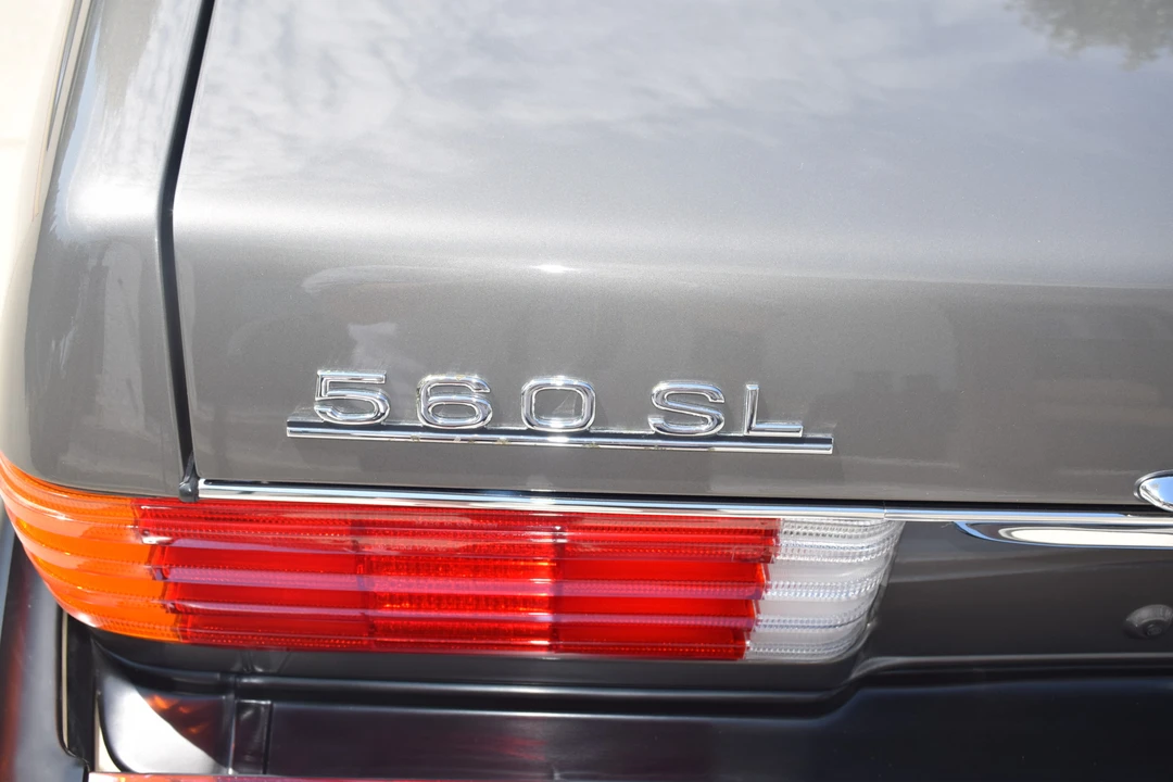 1988 Mercedes-Benz R107 SL-Class - Image 20 of 31