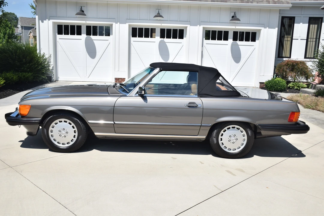 1988 Mercedes-Benz R107 SL-Class - Image 3 of 31