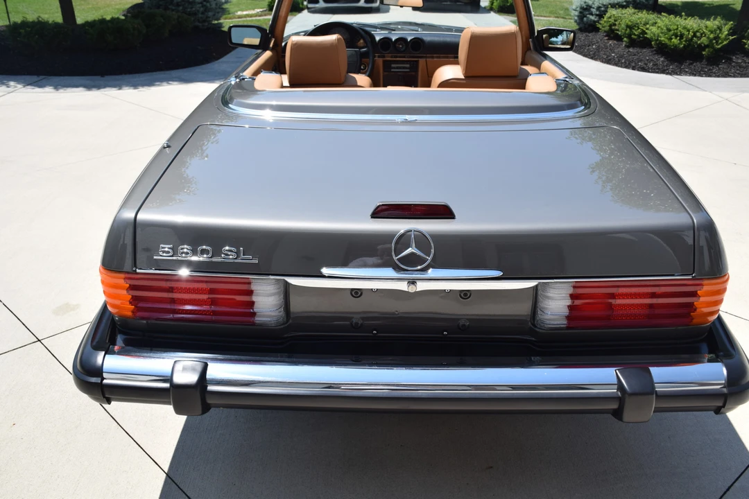 1988 Mercedes-Benz R107 SL-Class - Image 13 of 31
