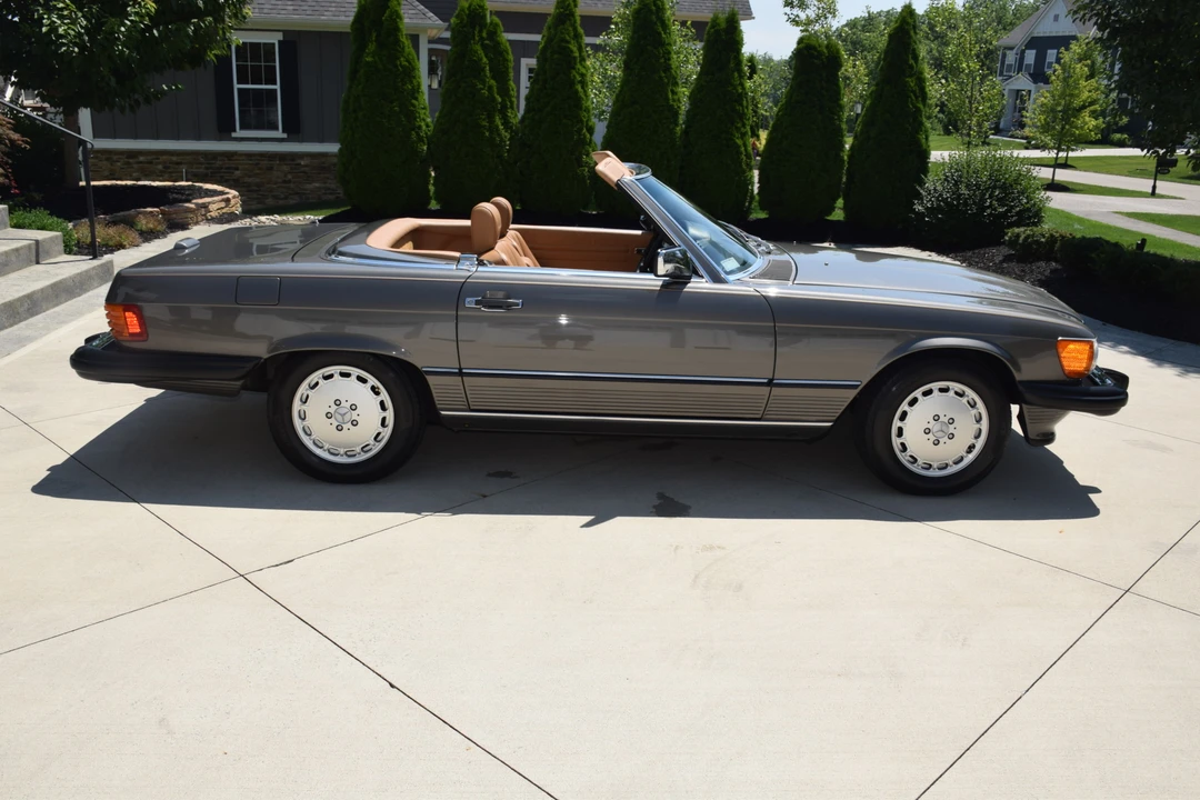 1988 Mercedes-Benz R107 SL-Class - Image 11 of 31