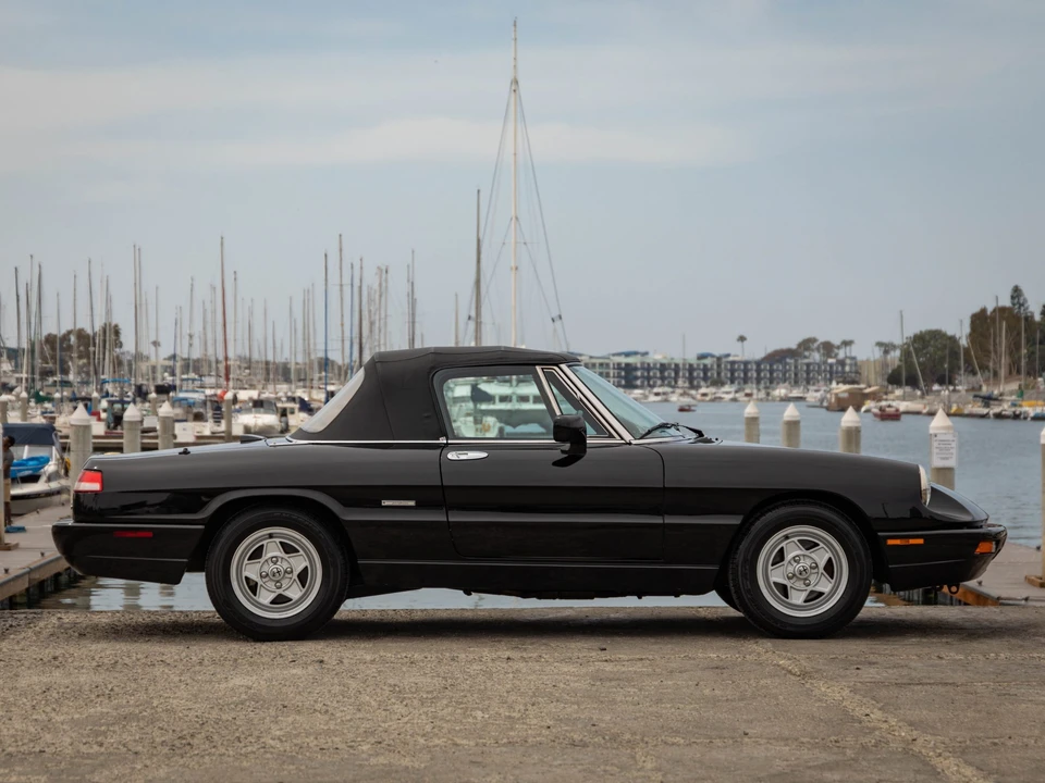 1991 Alfa Romeo Series 4 - Image 2 of 31