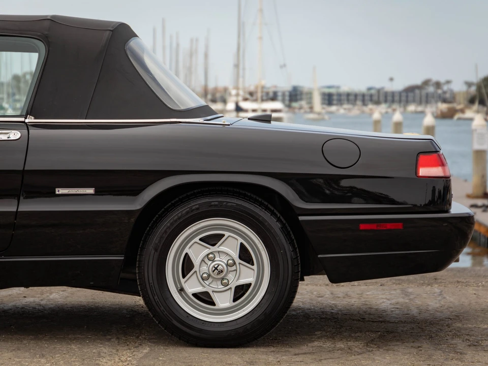 1991 Alfa Romeo Series 4 - Image 27 of 31