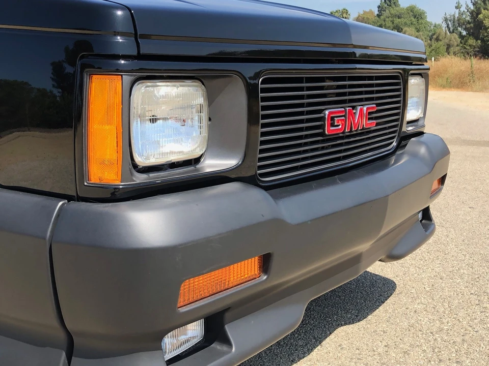 1991 GMC Syclone - Image 18 of 31