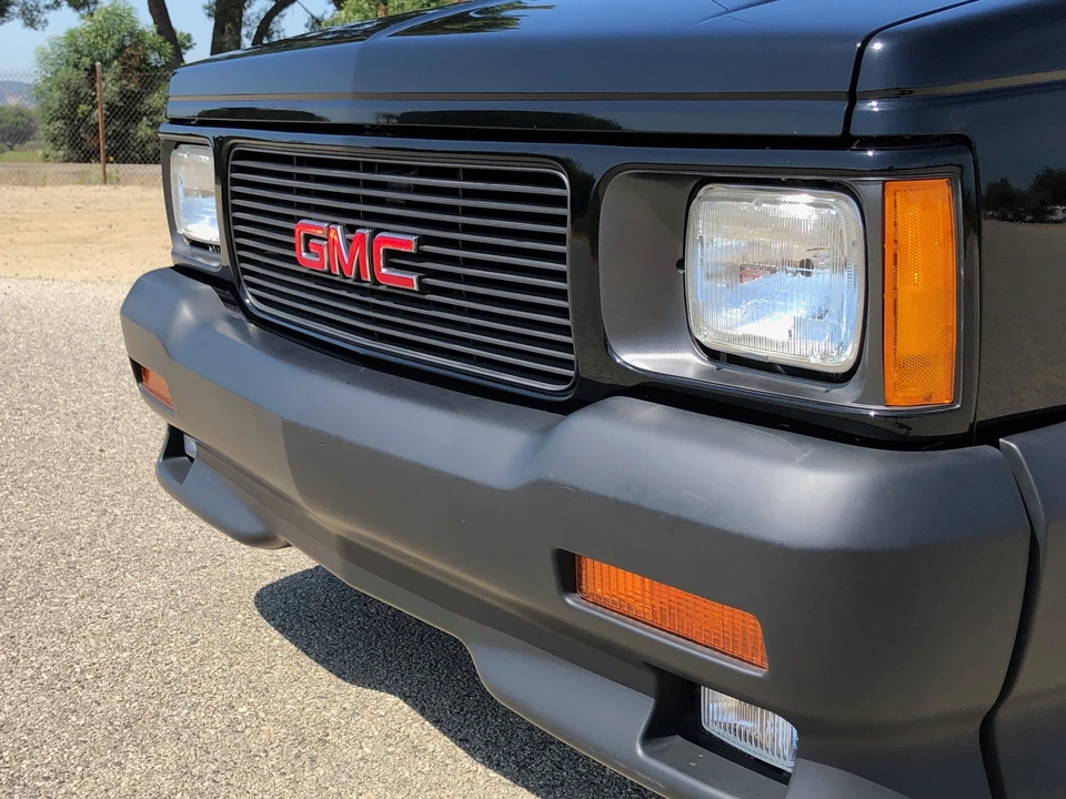 1991 GMC Syclone - Image 17 of 31