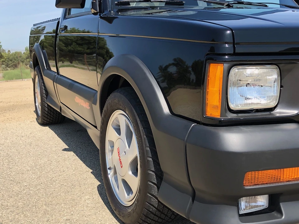 1991 GMC Syclone - Image 15 of 31