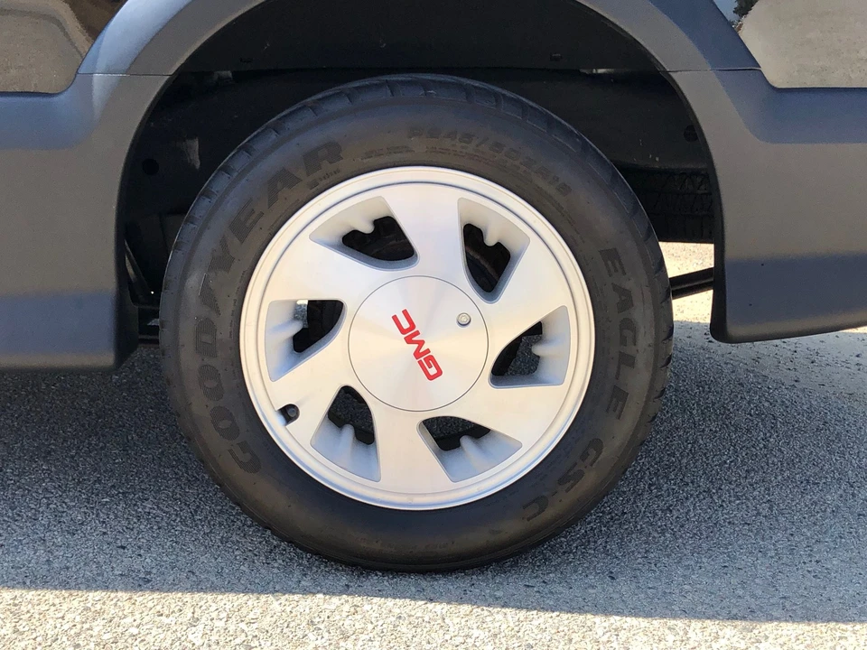 1991 GMC Syclone - Image 22 of 31
