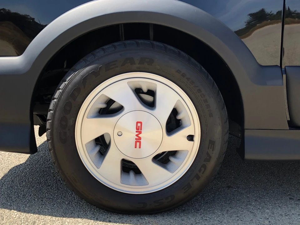 1991 GMC Syclone - Image 21 of 31