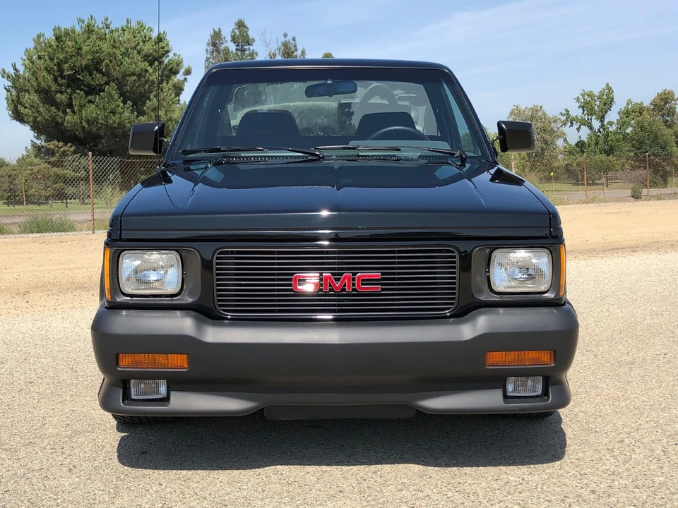 1991 GMC Syclone - Image 10 of 31