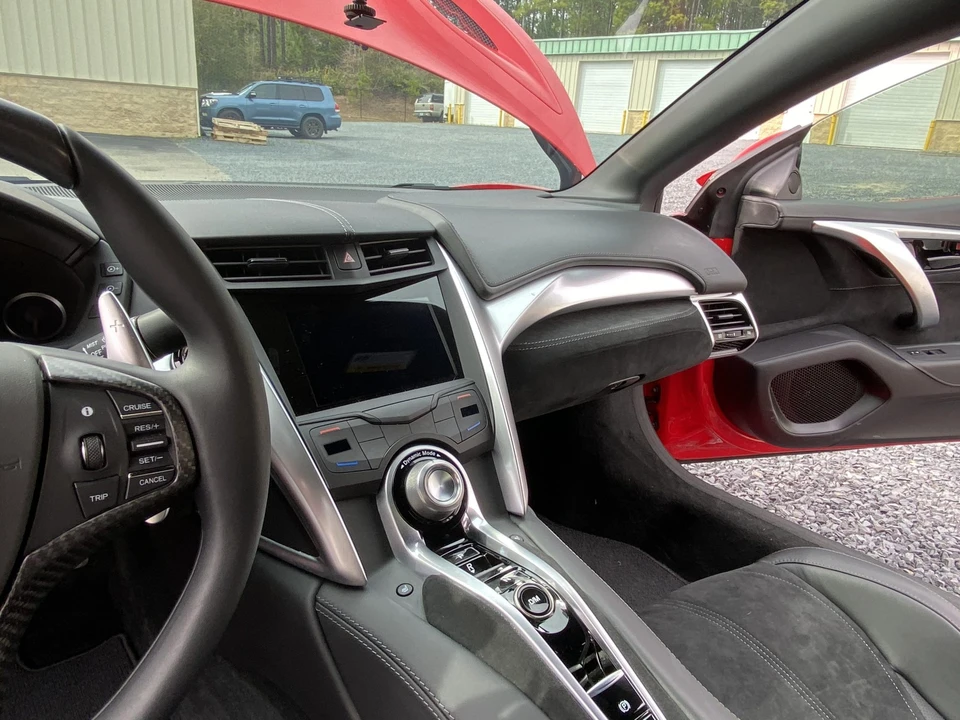 2018 Acura NC1 NSX - Image 30 of 31
