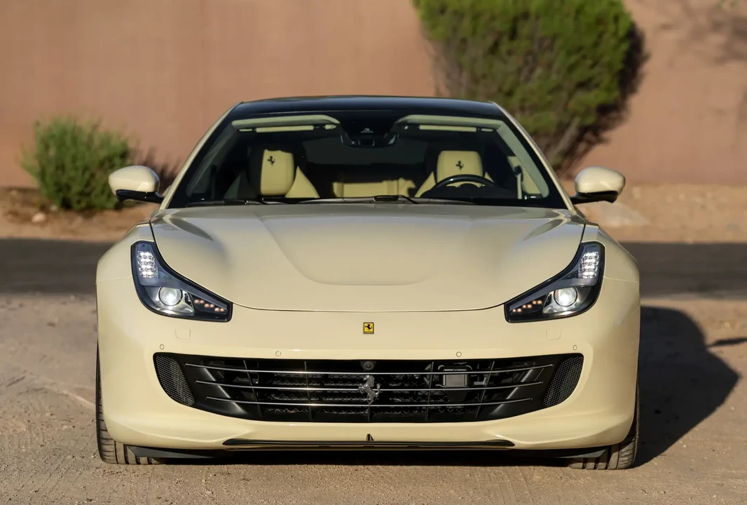 2020 Ferrari GTC4Lusso T - Image 2 of 6