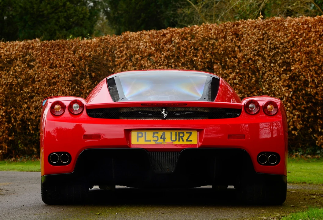 2004 Ferrari Enzo - Image 18 of 24