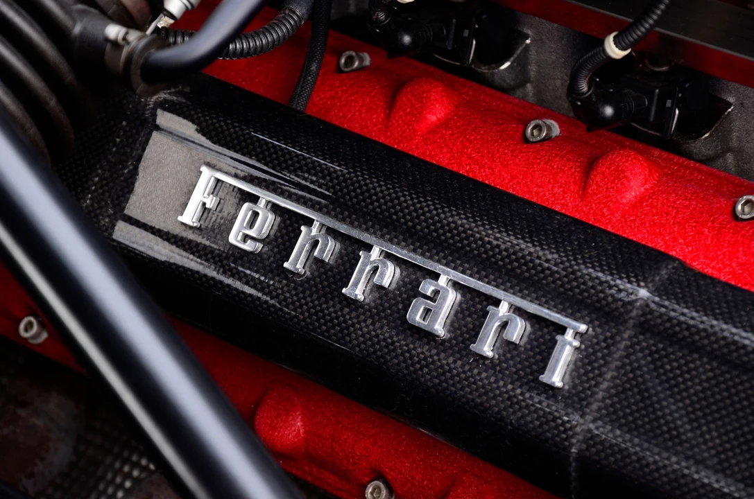 2004 Ferrari Enzo - Image 12 of 24