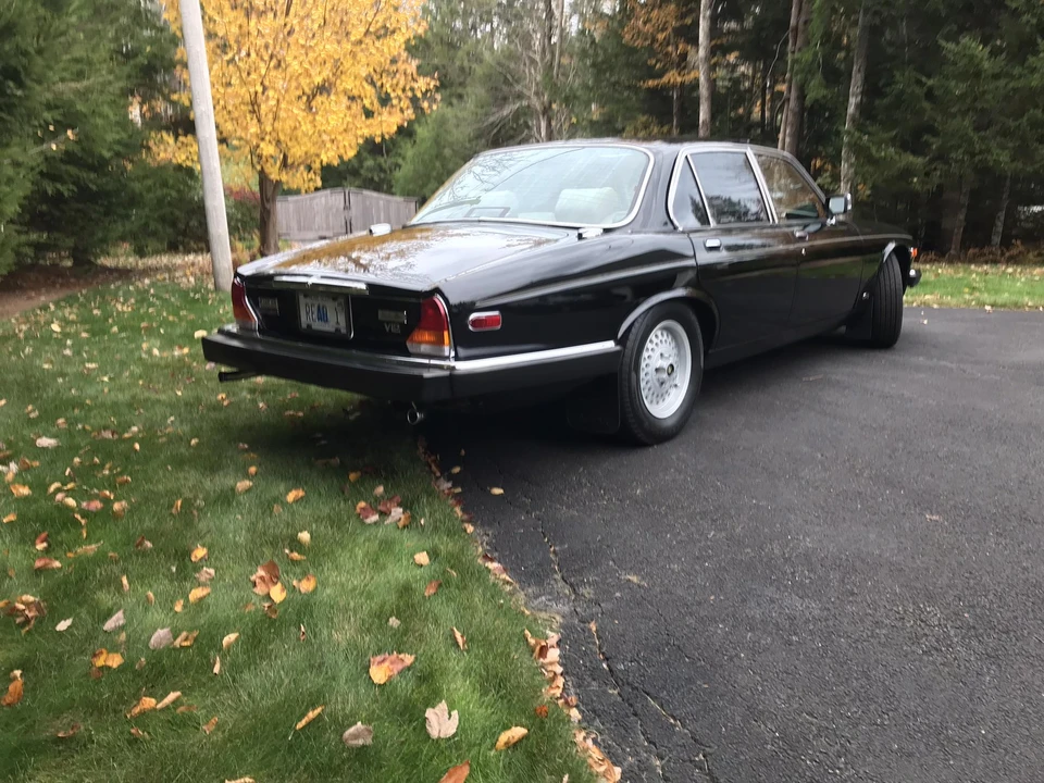 1990 Jaguar XJ Series 3 - Image 10 of 31