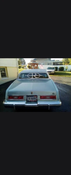 1981 Buick Riviera 4th-7th Gen - Image 2 of 4