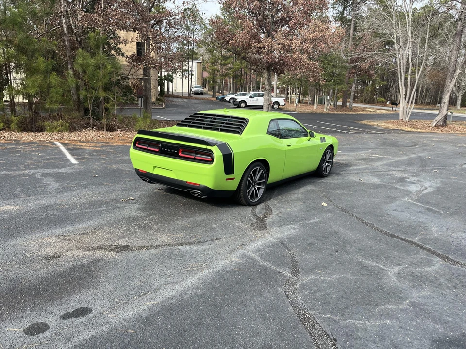 2023 Dodge Challenger 3rd Gen - Image 11 of 31
