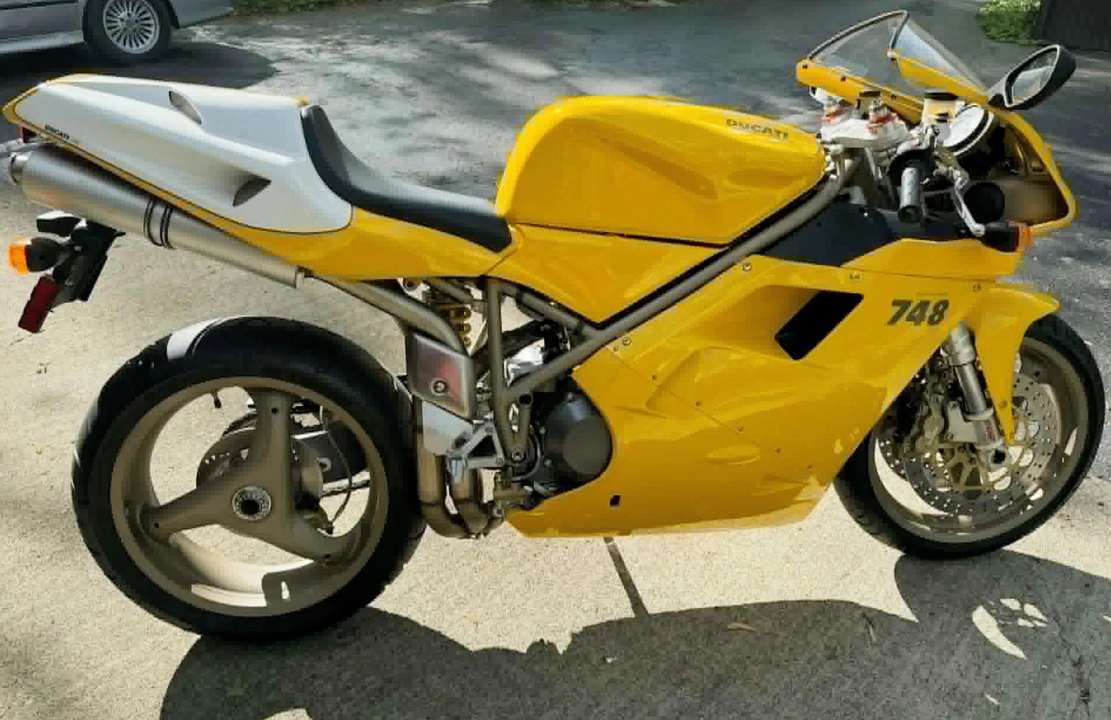 2000 Ducati 748 - Image 12 of 31