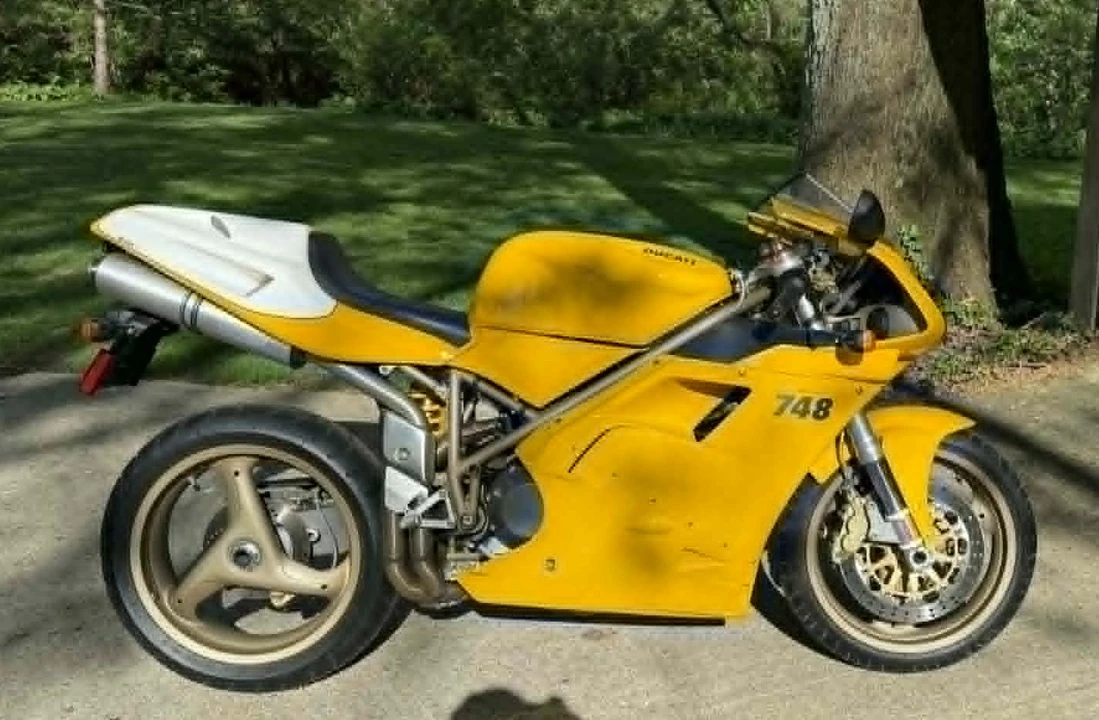 2000 Ducati 748 - Image 13 of 31