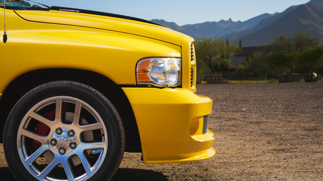 2005 Dodge Ram SRT-10 3rd Gen - Image 17 of 31