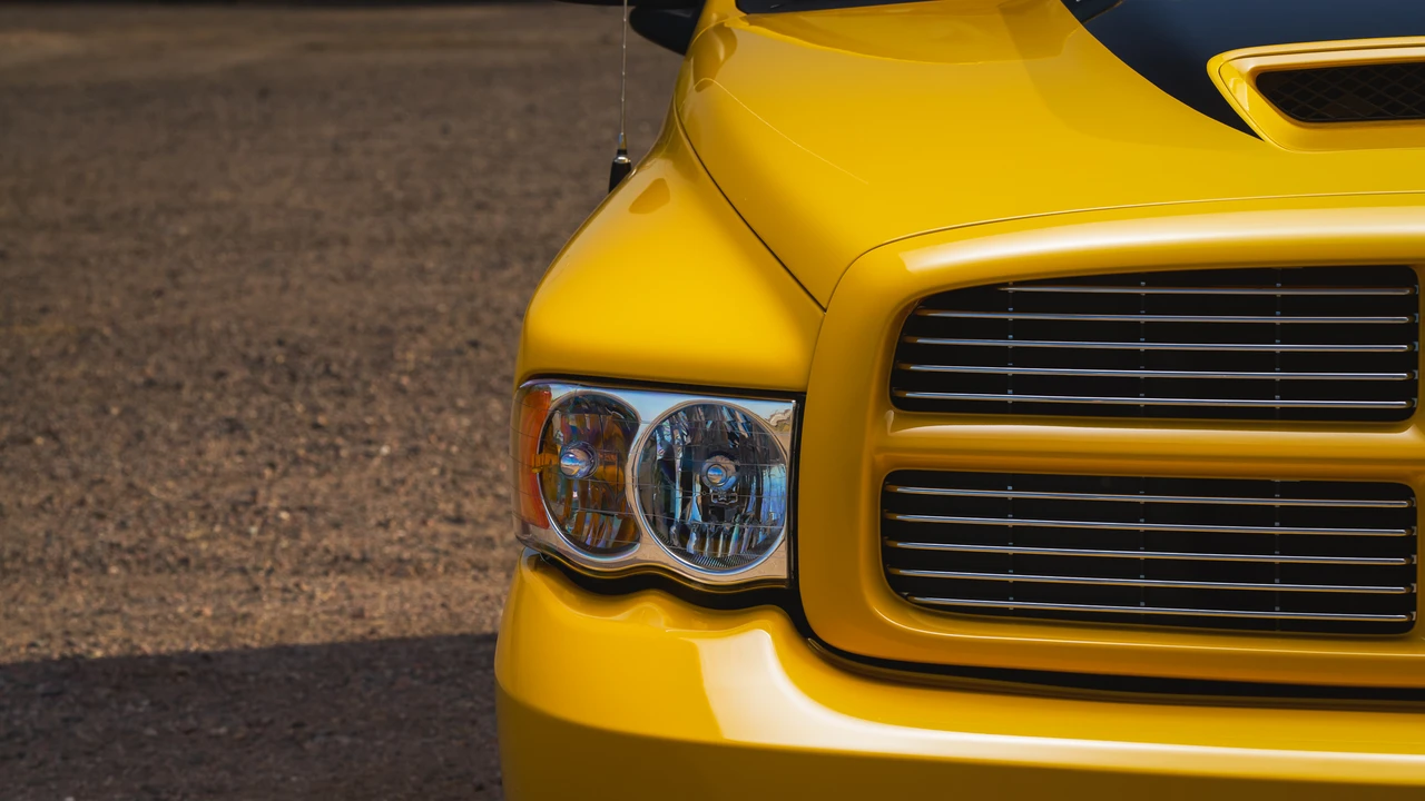 2005 Dodge Ram SRT-10 3rd Gen - Image 23 of 31
