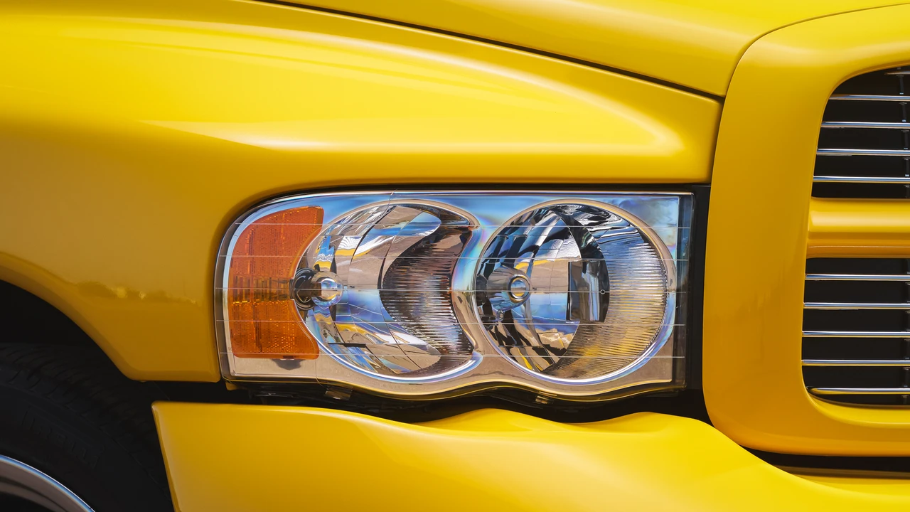 2005 Dodge Ram SRT-10 3rd Gen - Image 21 of 31