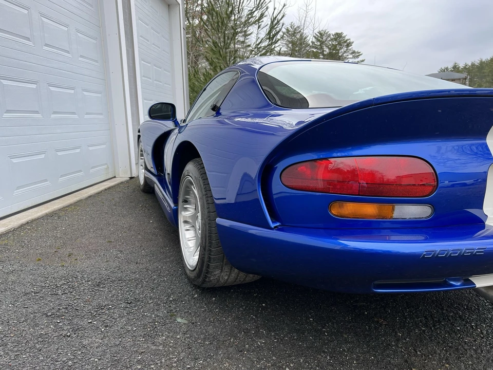 1996 Dodge Viper GTS 2nd Gen - Image 23 of 31