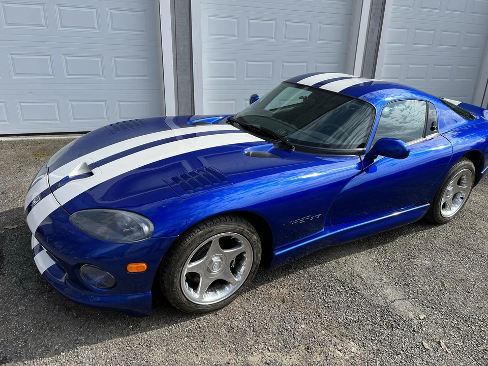 1996 Dodge Viper GTS 2nd Gen - Image 22 of 31
