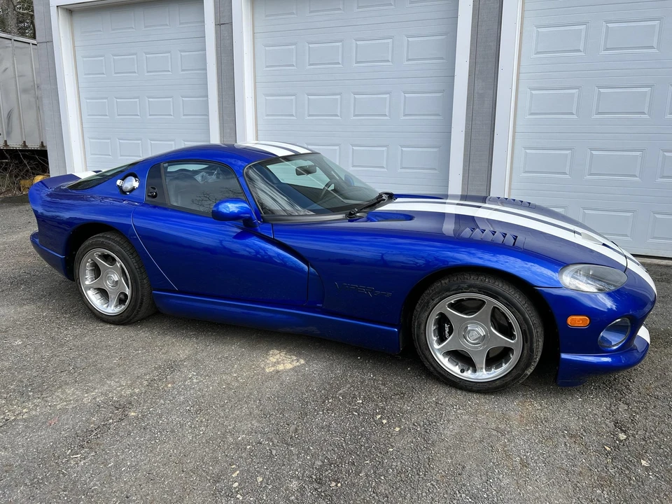 1996 Dodge Viper GTS 2nd Gen - Image 15 of 31
