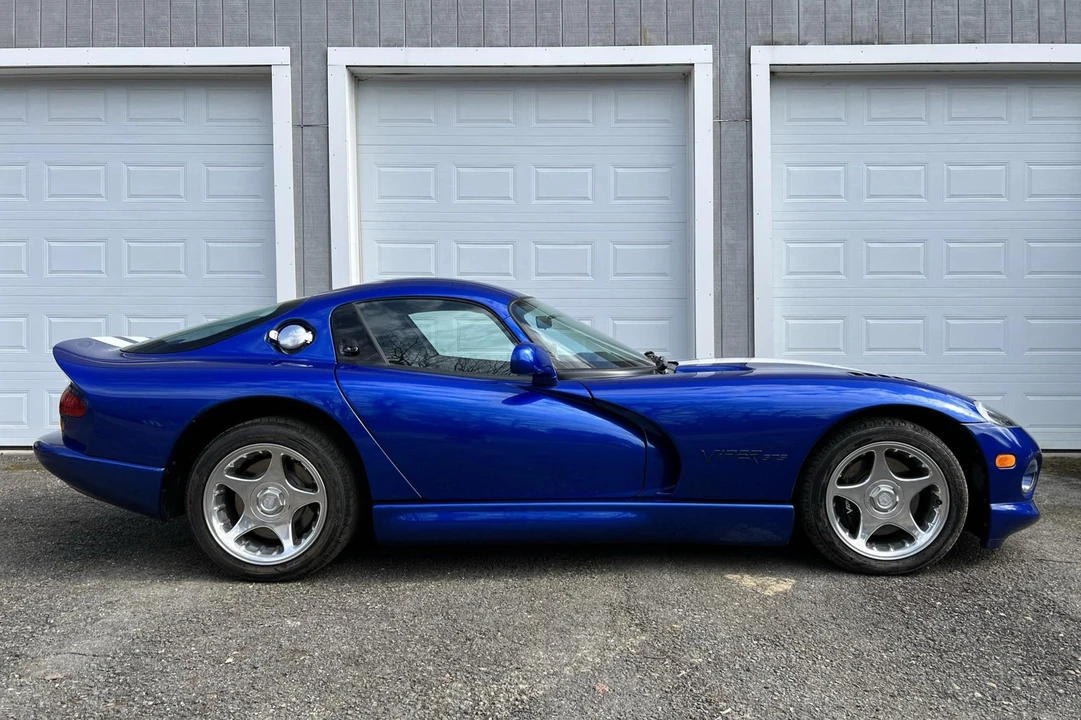 1996 Dodge Viper GTS 2nd Gen - Image 14 of 31