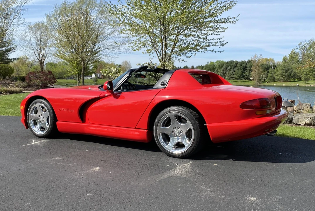2001 Dodge Viper 2nd Gen - Image 19 of 31