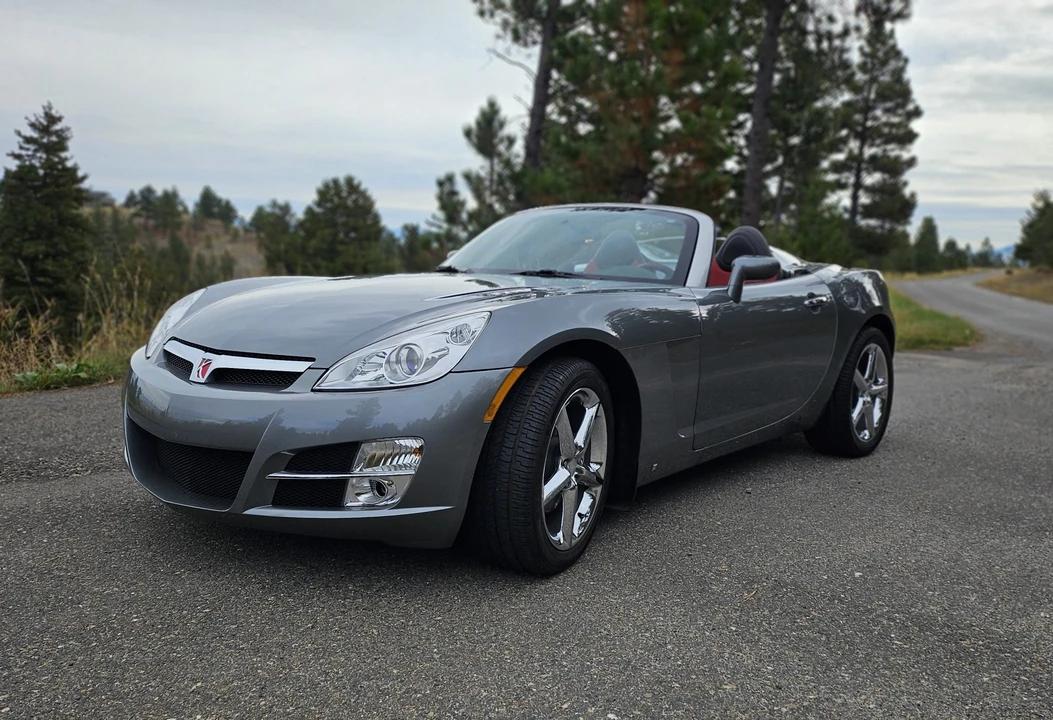 2007 Saturn Sky - Image 2 of 31
