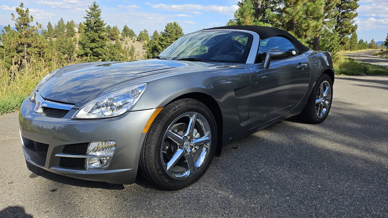 2007 Saturn Sky - Image 17 of 31