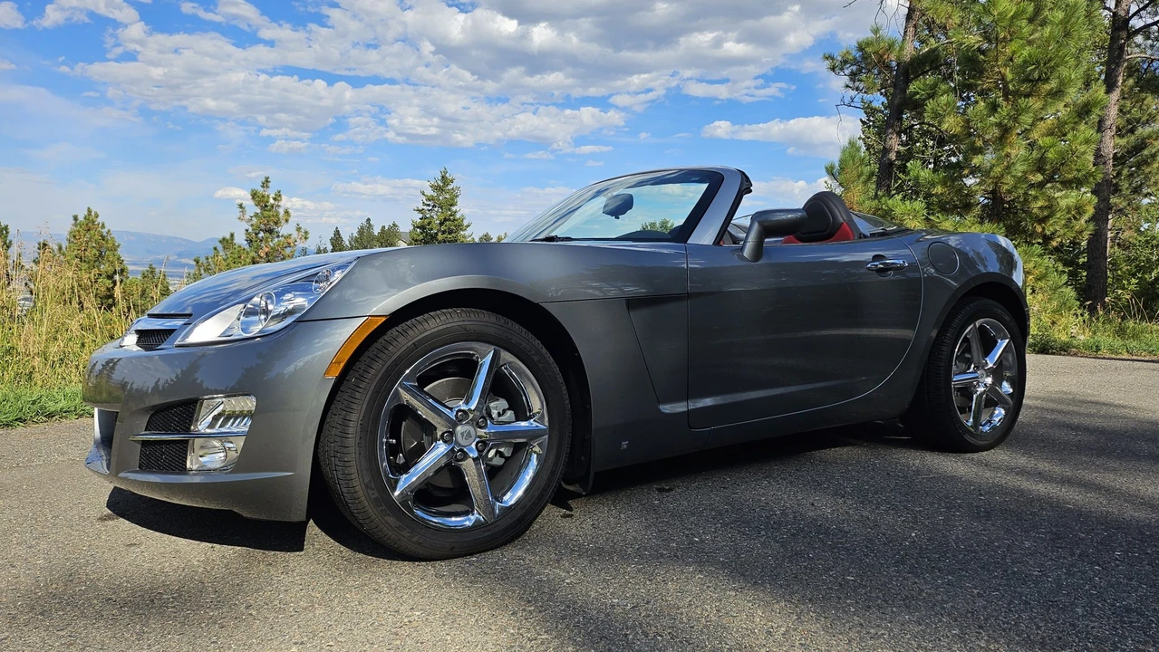 2007 Saturn Sky - Image 5 of 31