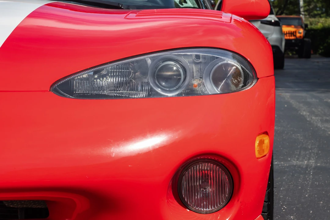 2000 Dodge Viper 2nd Gen - Image 19 of 31