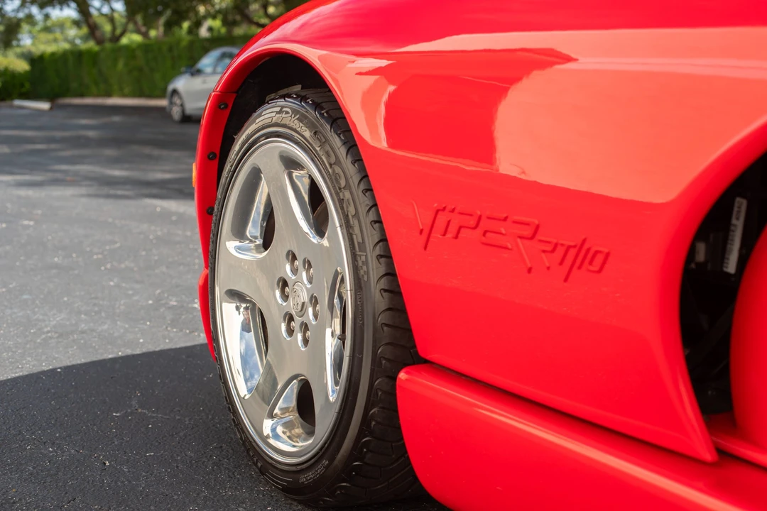 2000 Dodge Viper 2nd Gen - Image 17 of 31