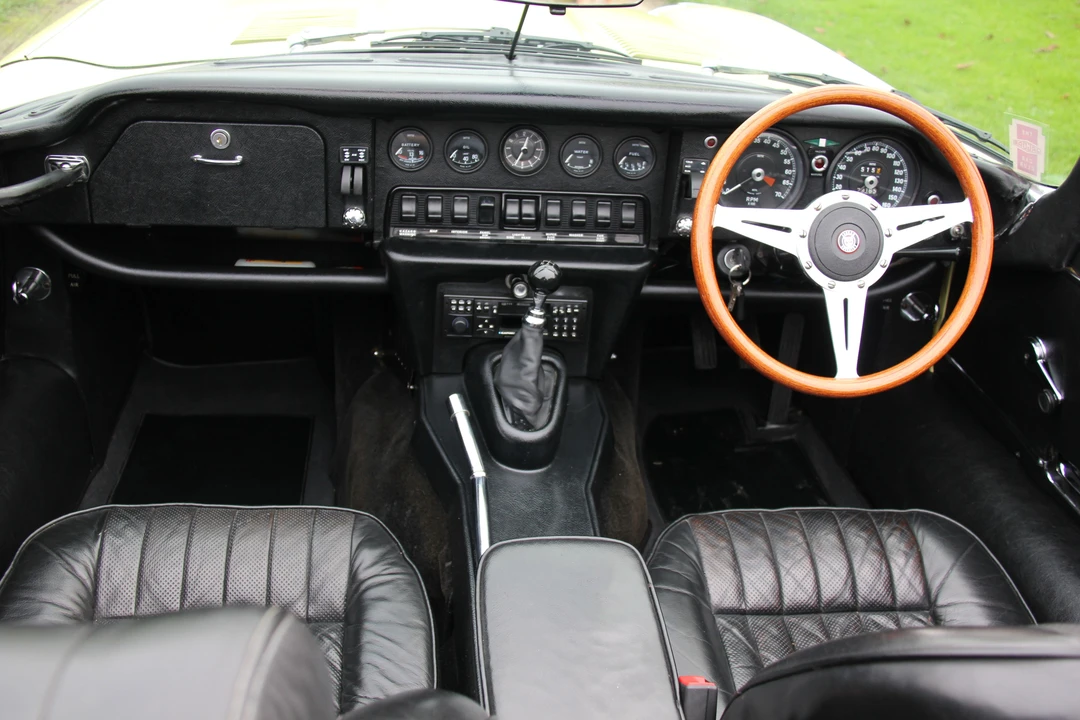 1972 Jaguar E-Type Series 3 V12 - Image 2 of 3