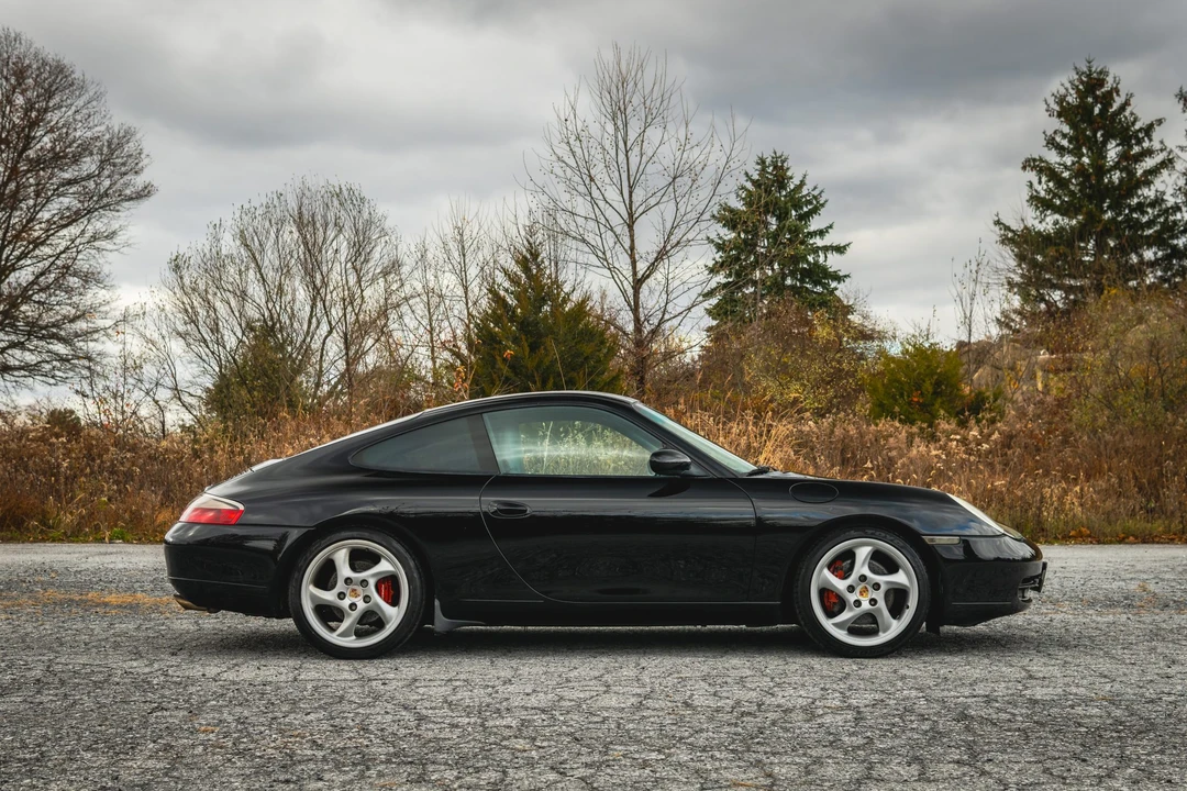 2000 Porsche 996 Carrera - Image 30 of 31