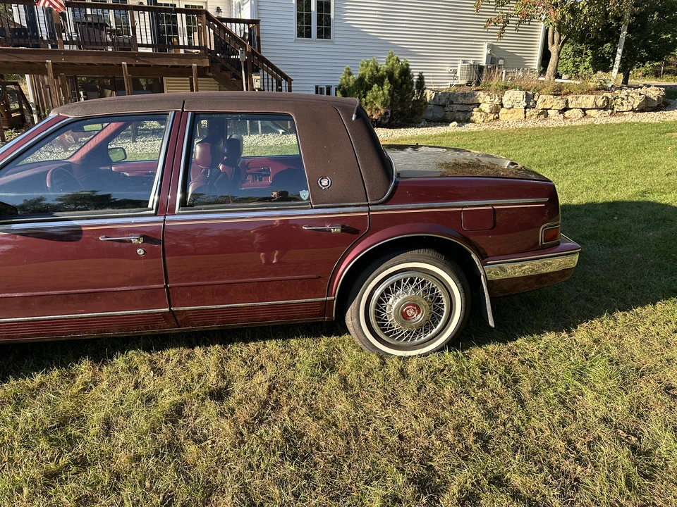 1989 Cadillac Seville - Image 9 of 31