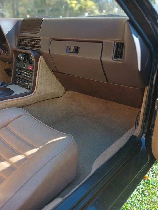 1982 Porsche 924 - Image 6 of 7