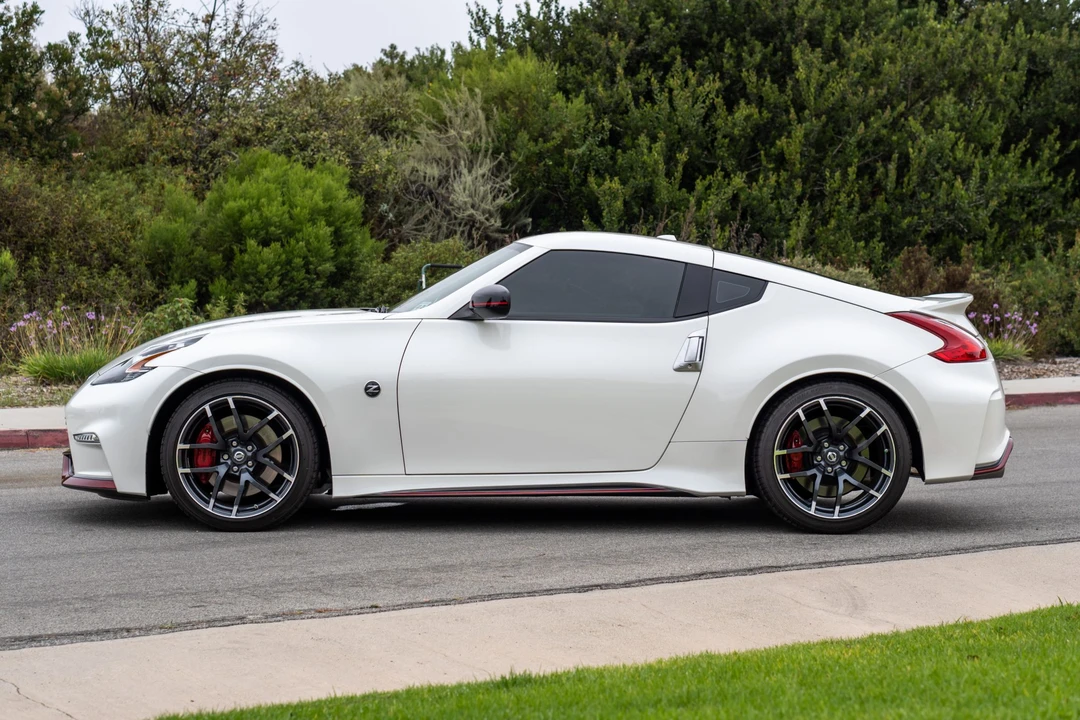 2016 Nissan 370Z 6th Gen - Image 3 of 31