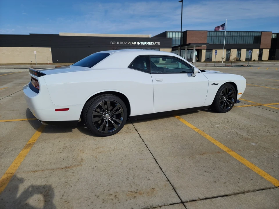 2014 Dodge Challenger SRT8 & 392 3rd Gen - Image 8 of 31