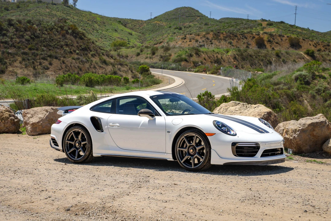 2018 Porsche 991 Turbo - Image 6 of 31