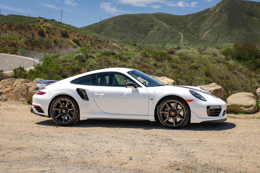 2018 Porsche 991 Turbo - Image 7 of 31