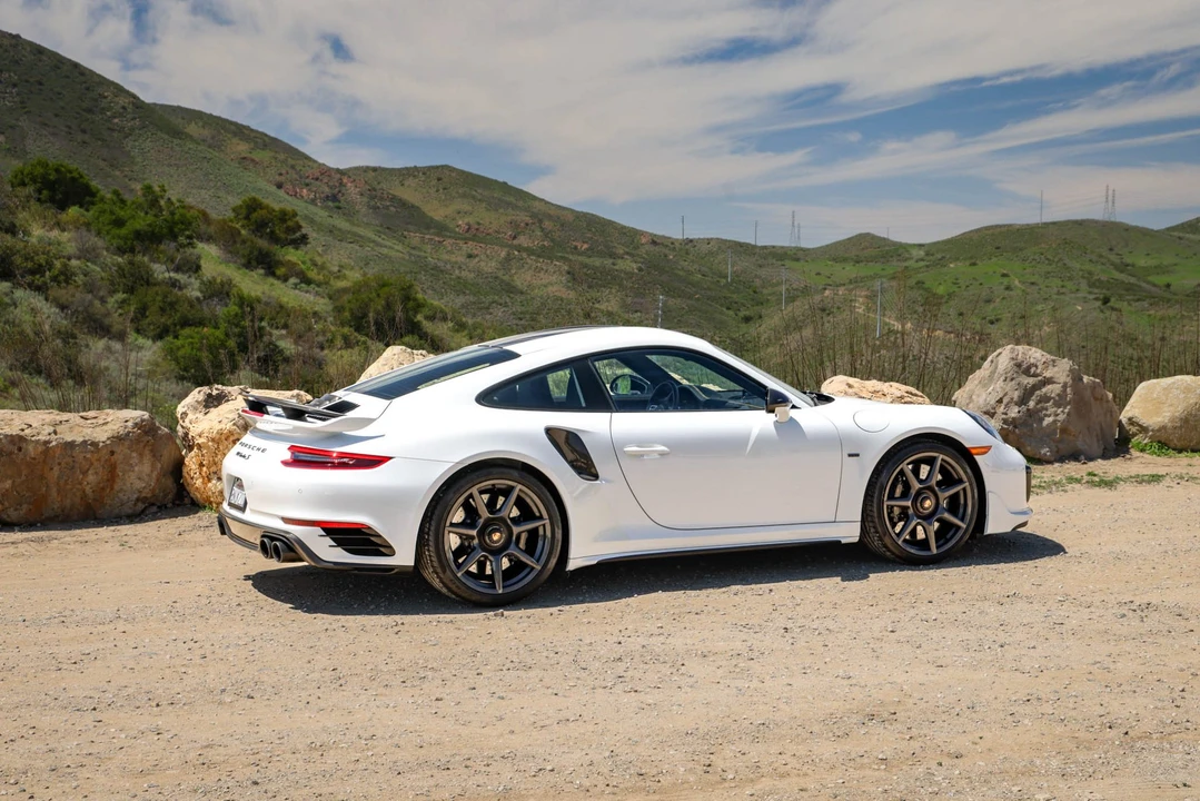 2018 Porsche 991 Turbo - Image 9 of 31