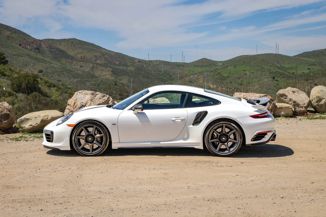 2018 Porsche 991 Turbo - Image 17 of 31