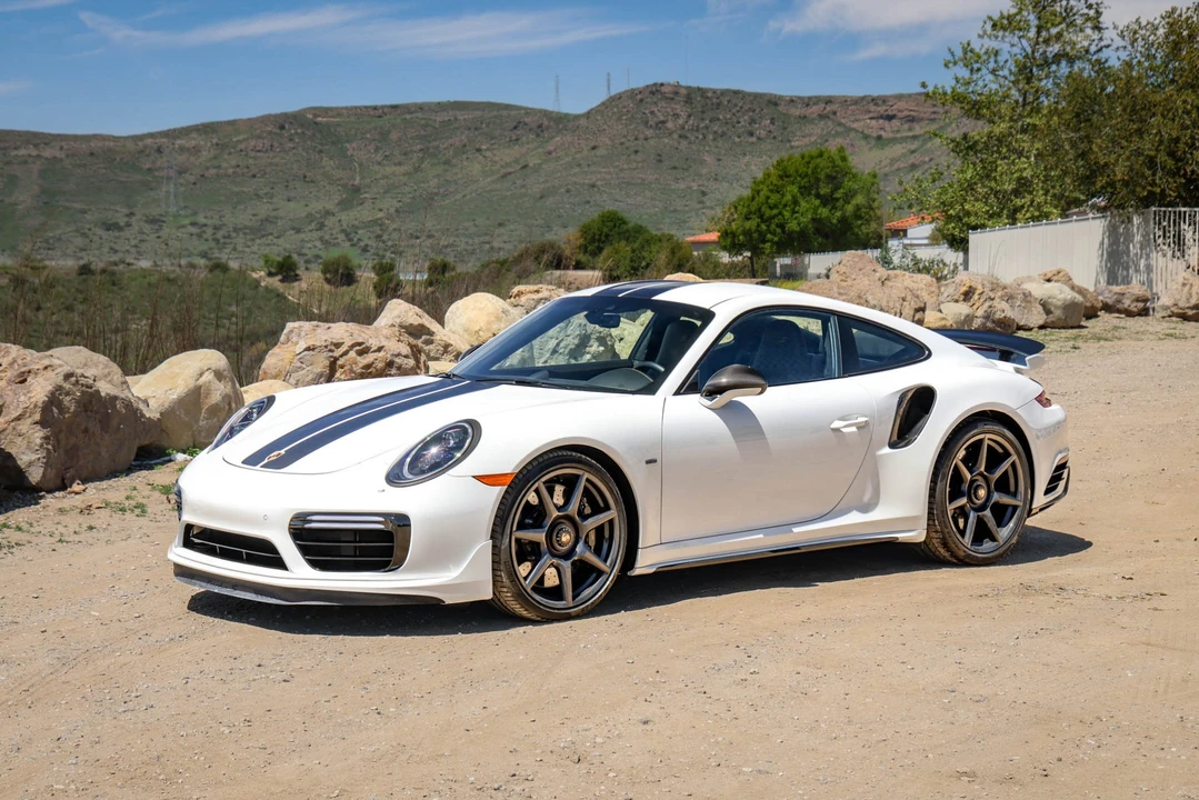 2018 Porsche 991 Turbo - Image 2 of 31