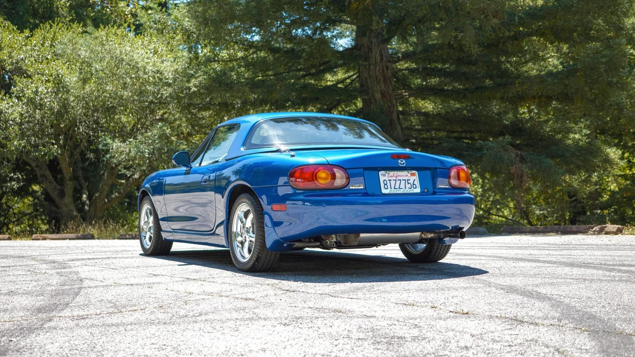 1999 Mazda NB MX-5 Miata - Image 8 of 31