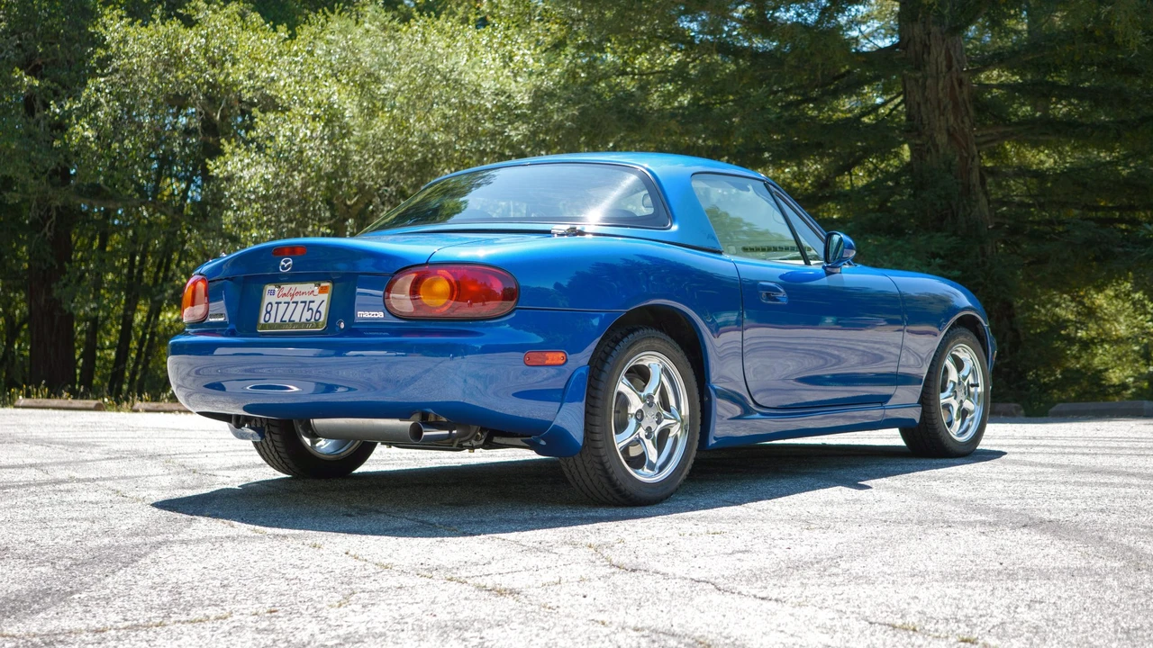 1999 Mazda NB MX-5 Miata - Image 12 of 31